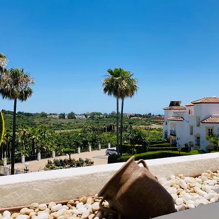 Las Jacarandas Hideway Apartment